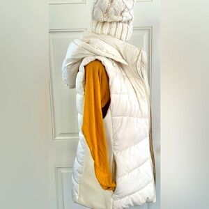 Zara Quilted Vest with Hood in Winter White, XL